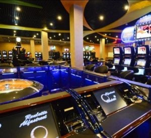 cambodia gambling boom - Queenco Hotel and casino